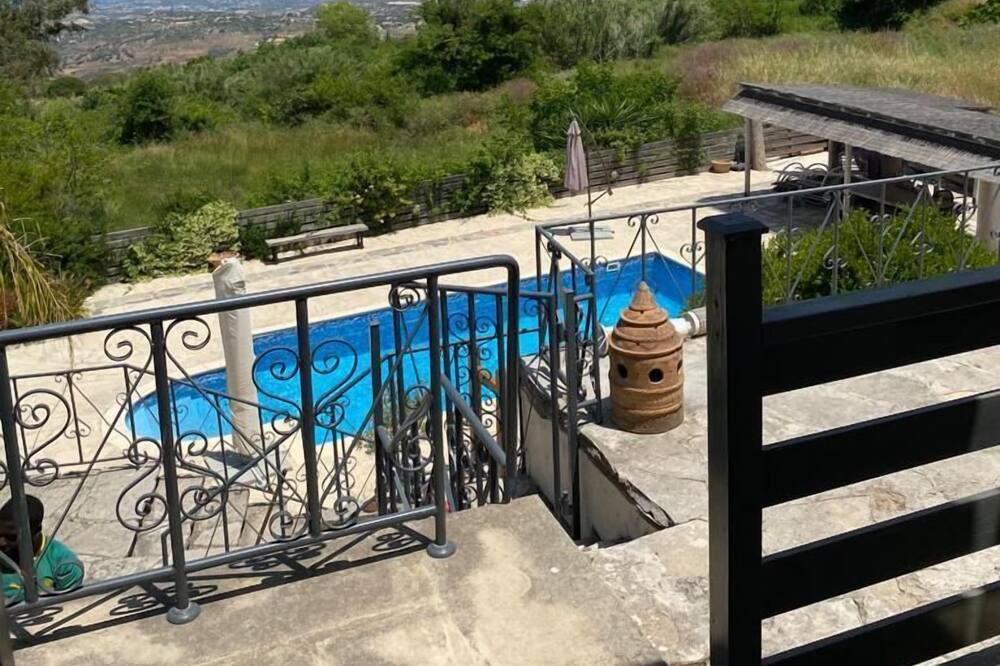 Photo of Patio Balcony in Droushia
