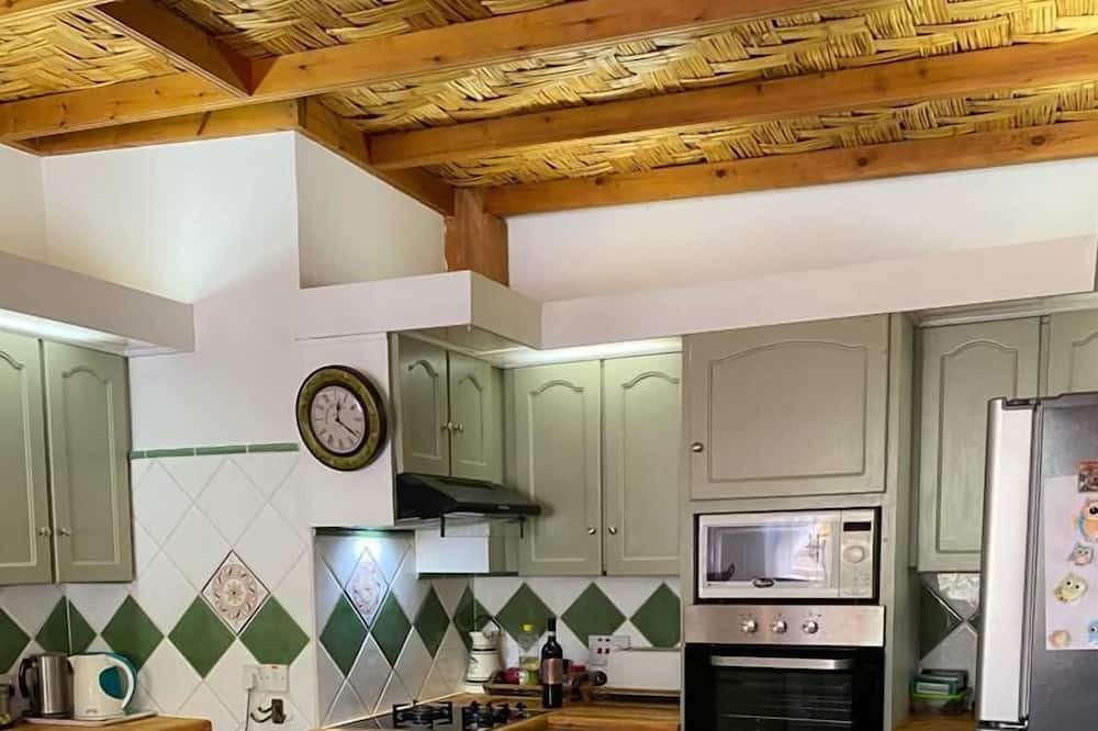 Photo of Kitchen in Droushia