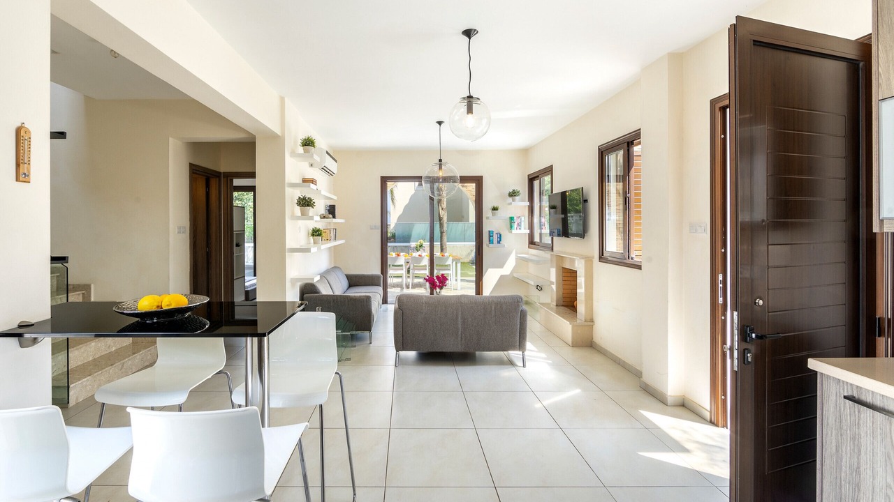 Photo of Livingroom in Ayia Thekla