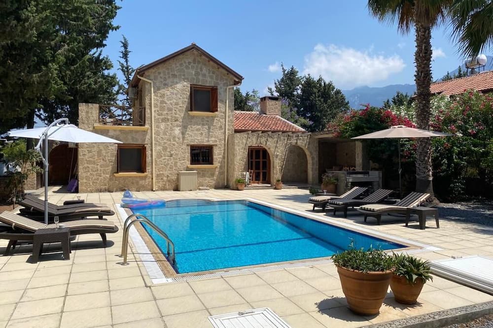 Photo of Outdoor in Karsiyaka