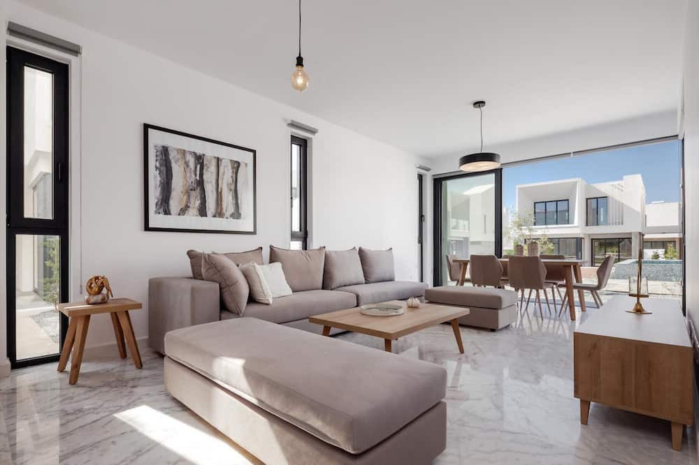 Photo of Livingroom in Emba