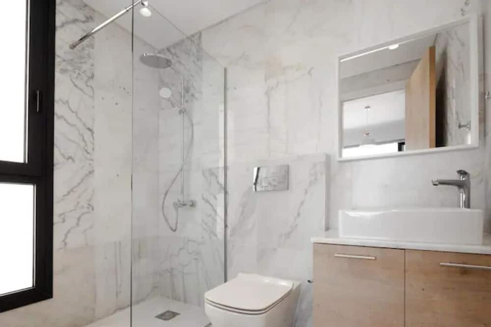 Photo of Bathroom in Emba