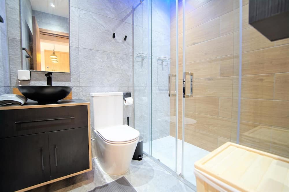 Photo of Bathroom in Universal