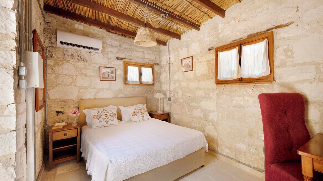 Photo of Bedroom in Pentakomo