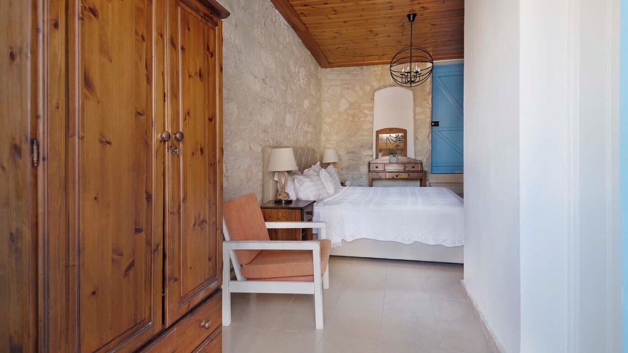 Photo of Bedroom in Pentakomo