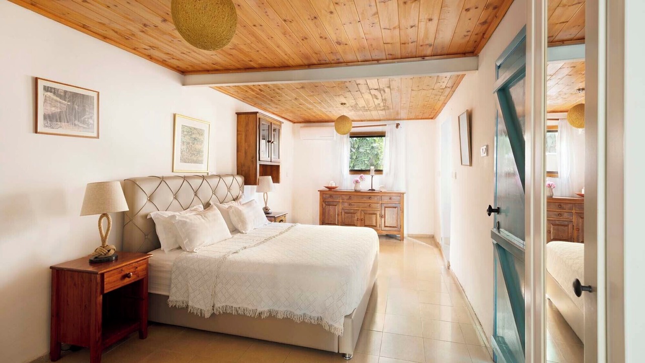 Photo of Bedroom in Pentakomo