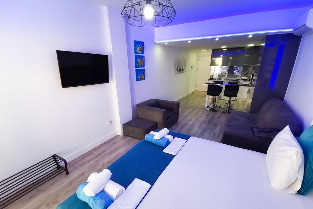 Photo of Bedroom in Larnaca City Centre