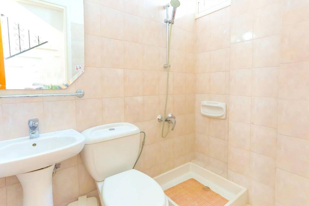 Photo of Bathroom in Latchi