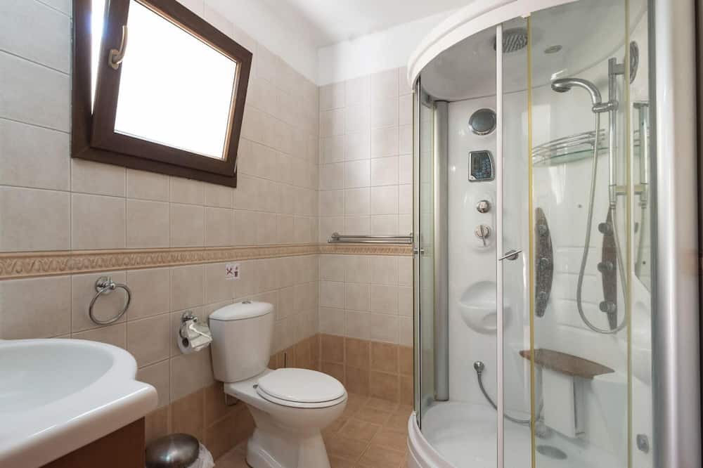 Photo of Bathroom in Argaka