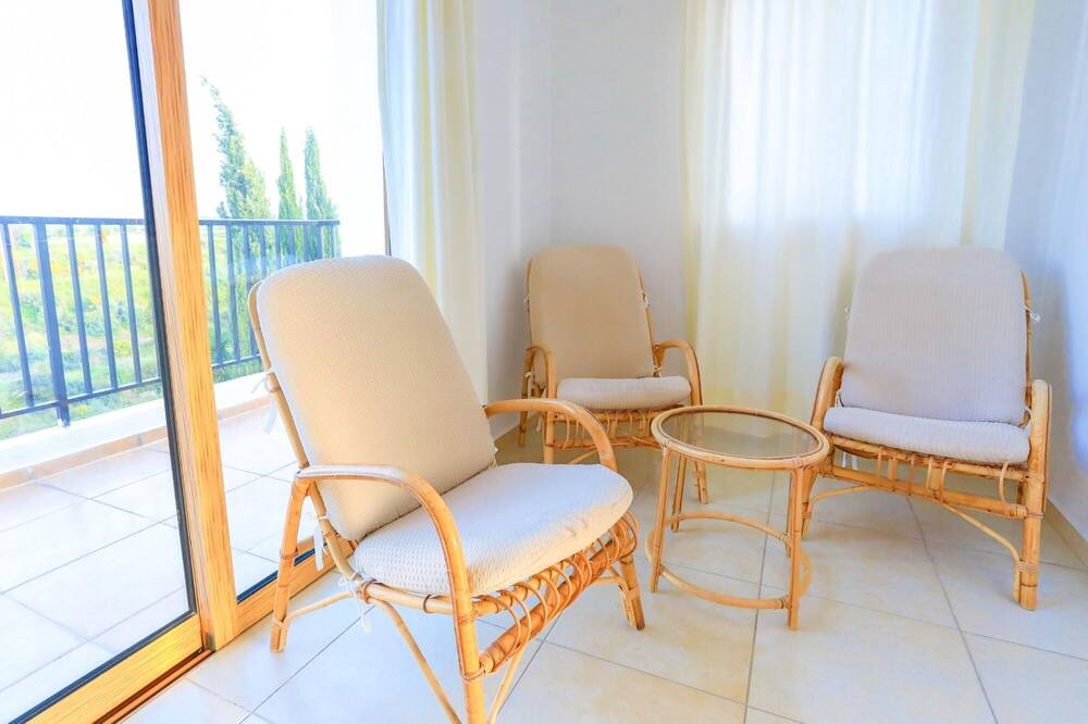 Photo of Livingroom in Latchi