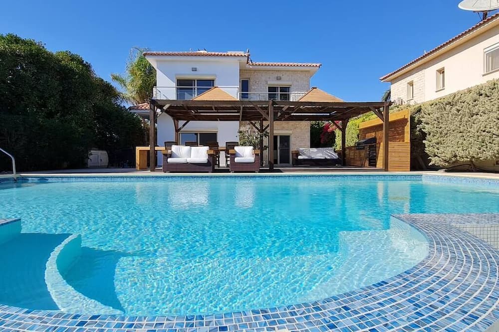 Photo of Outdoor in Mazotos