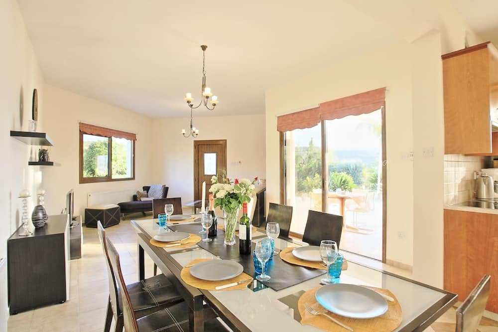 Photo of Kitchen in Pano Arodhes