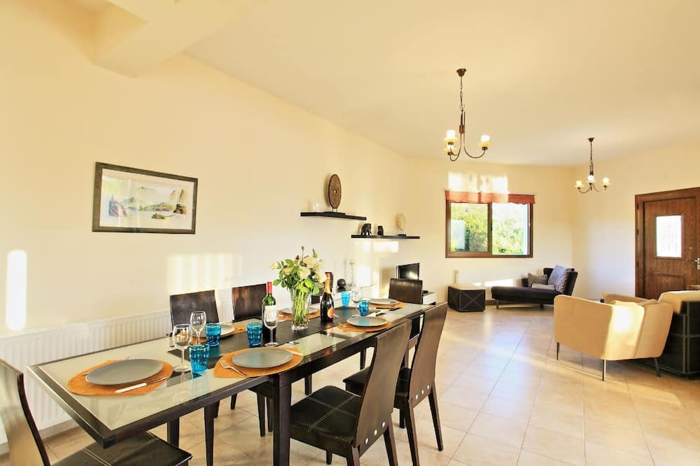 Photo of Kitchen in Pano Arodhes