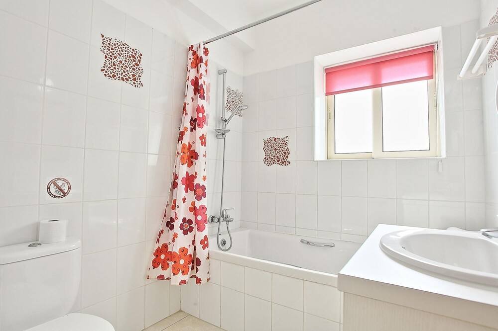 Photo of Bathroom in Goudi