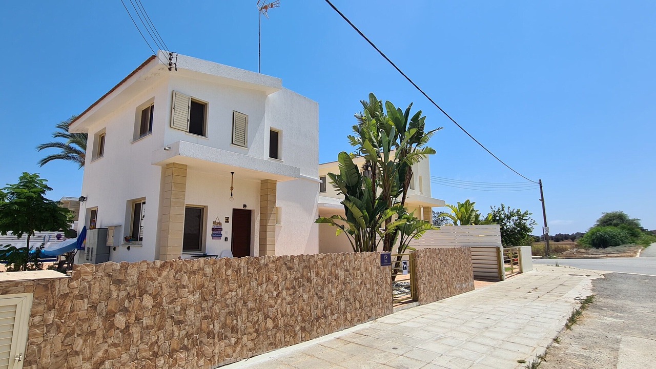 Photo of Outdoor in Mazotos
