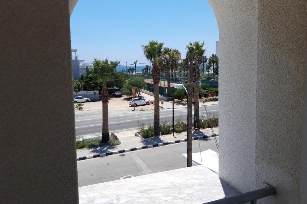 Photo of Patio Balcony in Pyla