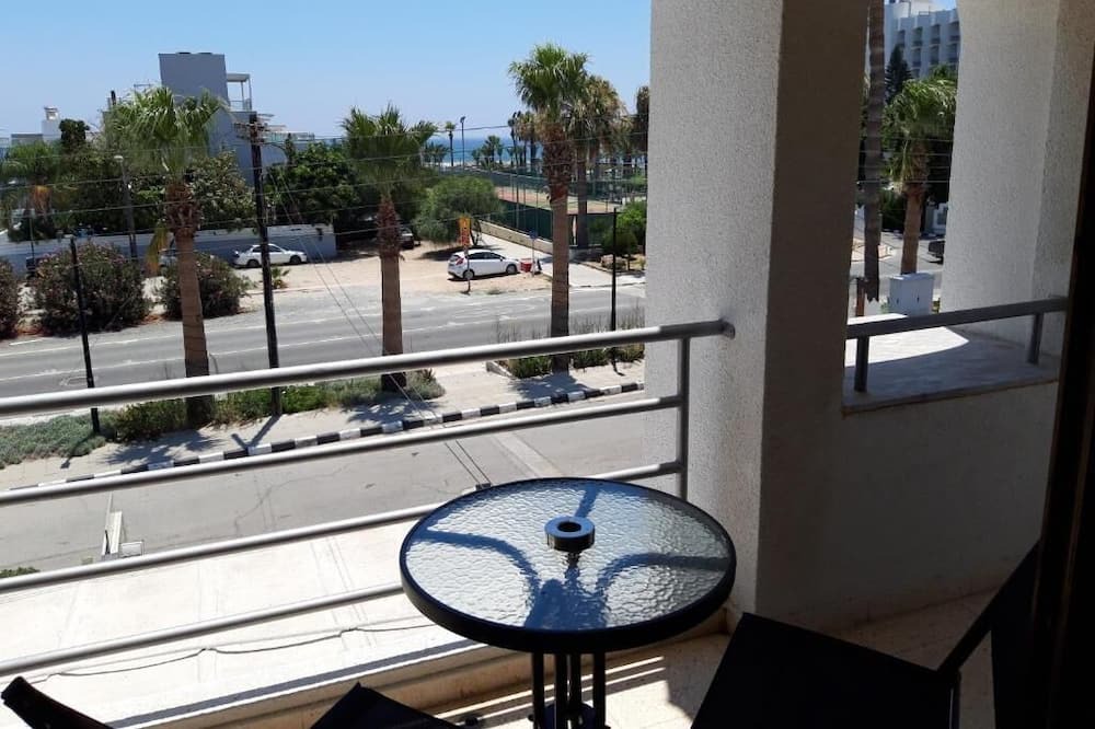Photo of Patio Balcony in Pyla