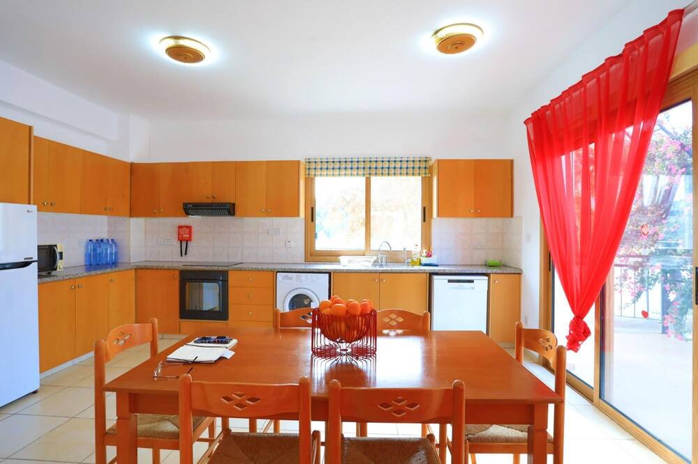 Photo of Kitchen in Latchi