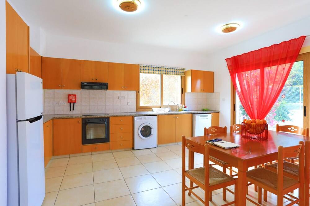 Photo of Kitchen in Latchi