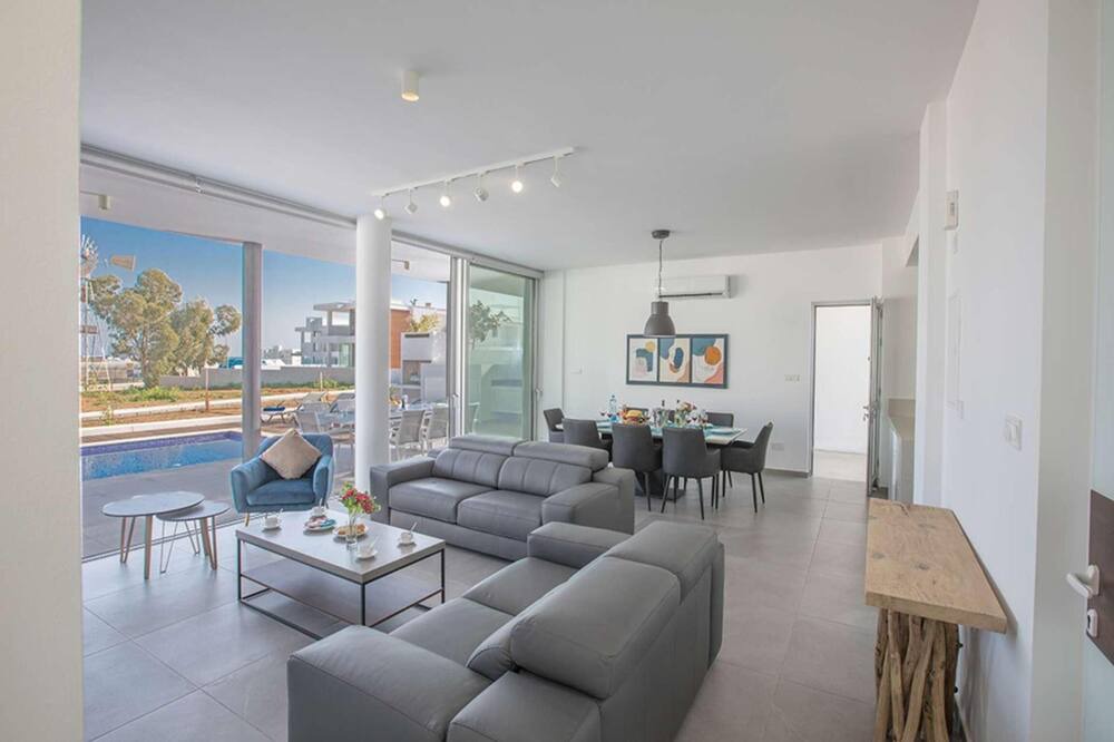 Photo of Livingroom in Protaras