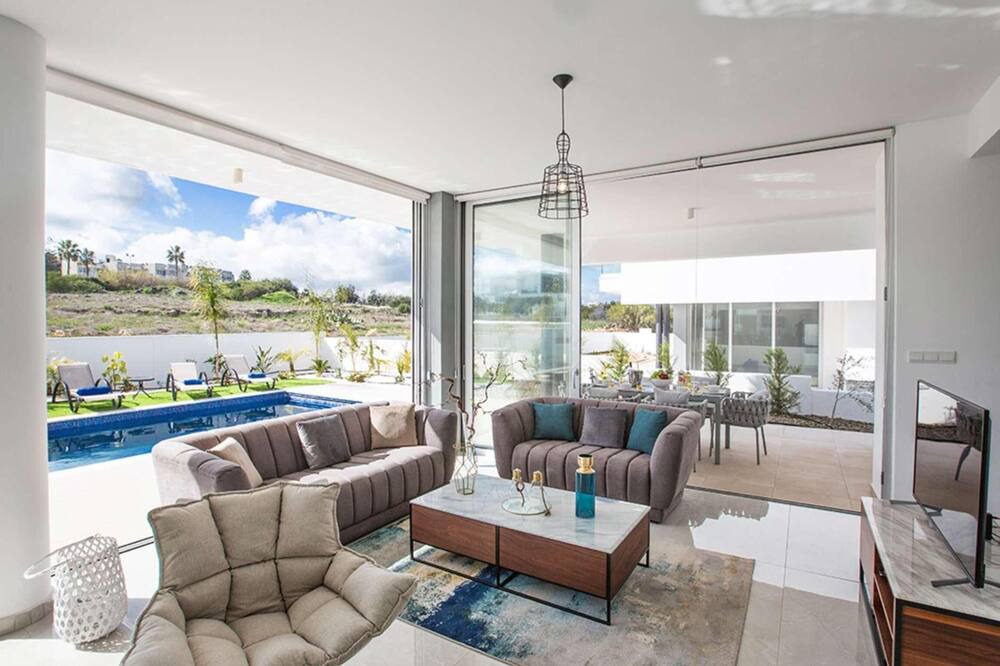 Photo of Livingroom in Protaras