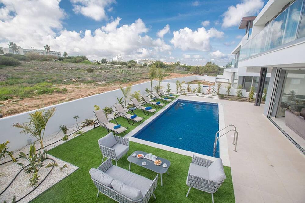 Photo of Outdoor in Protaras