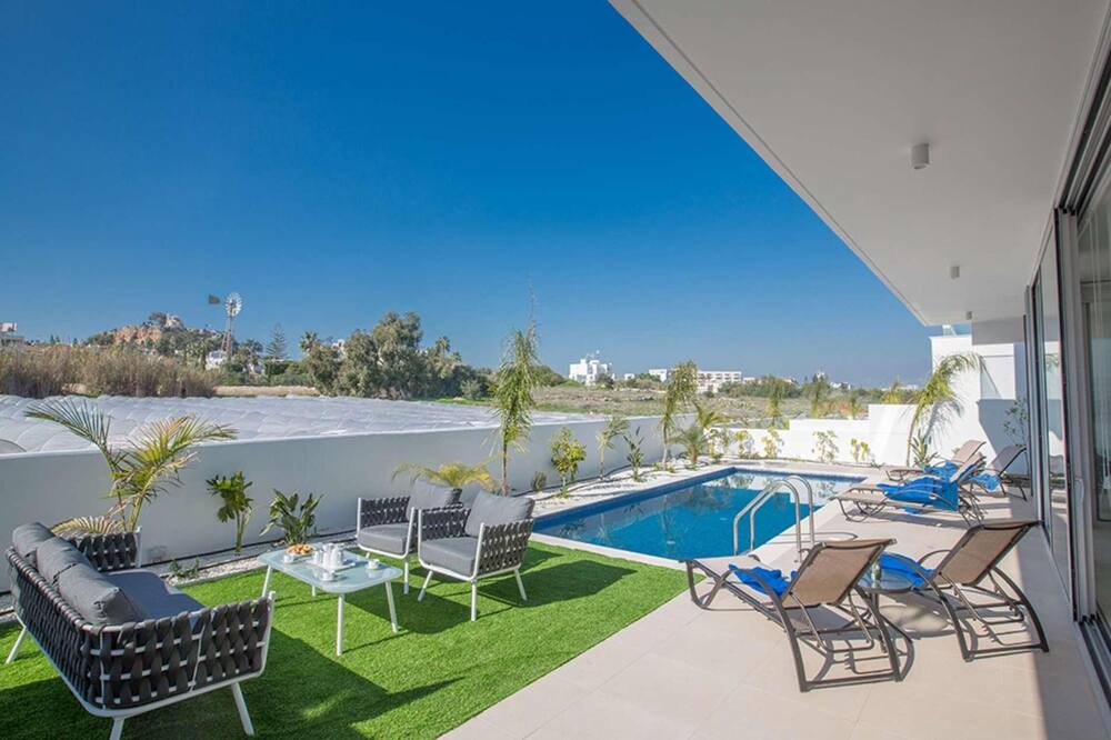 Photo of Patio Balcony in Protaras