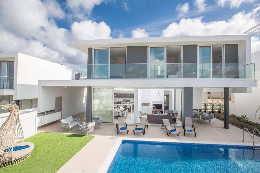 Photo of Outdoor in Protaras