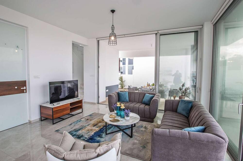 Photo of Livingroom in Protaras