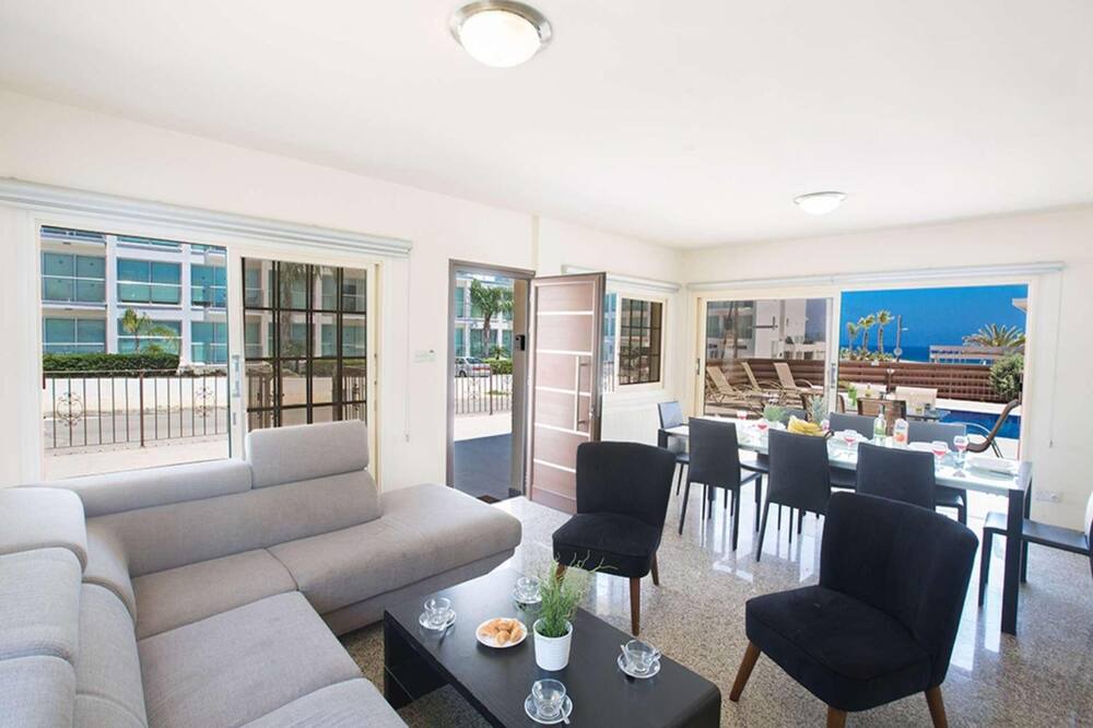 Photo of Livingroom in Protaras