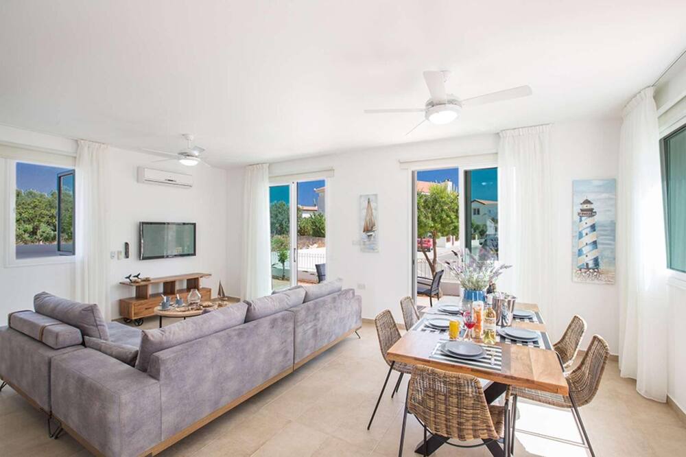 Photo of Livingroom in Pernera