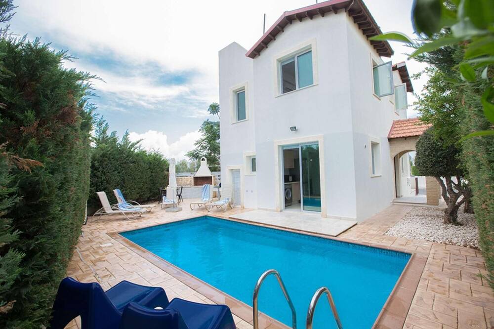 Photo of Outdoor in Pernera