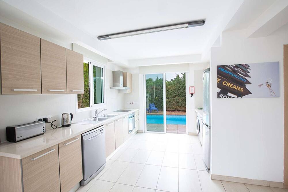 Photo of Kitchen in Pernera