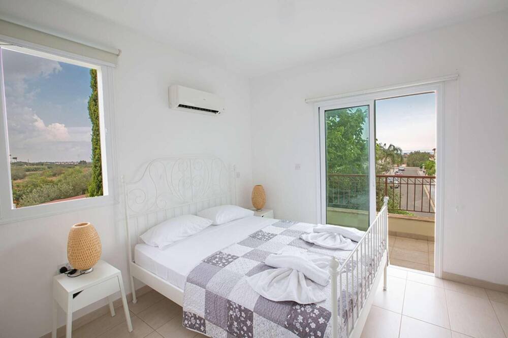 Photo of Bedroom in Pernera