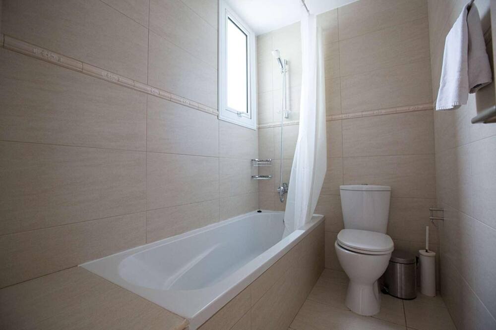 Photo of Bathroom in Pernera