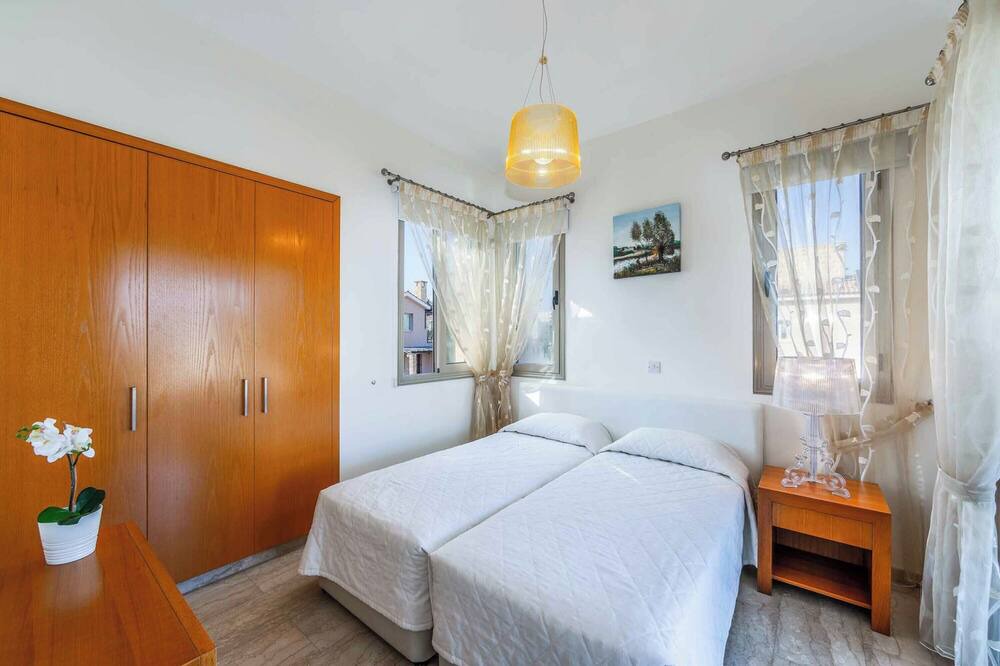 Photo of Bedroom in Polis