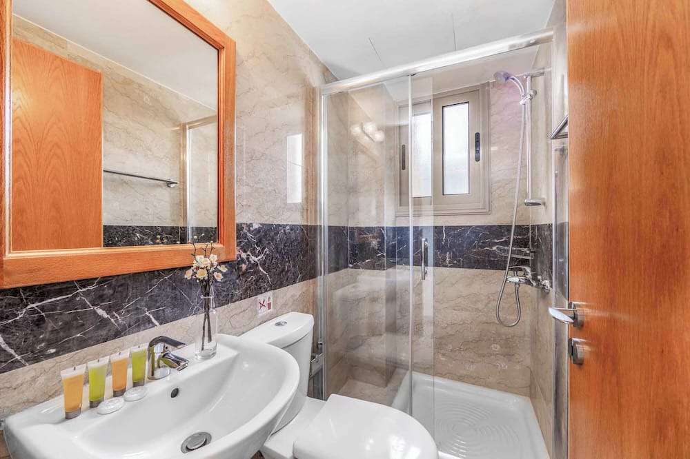 Photo of Bathroom in Polis