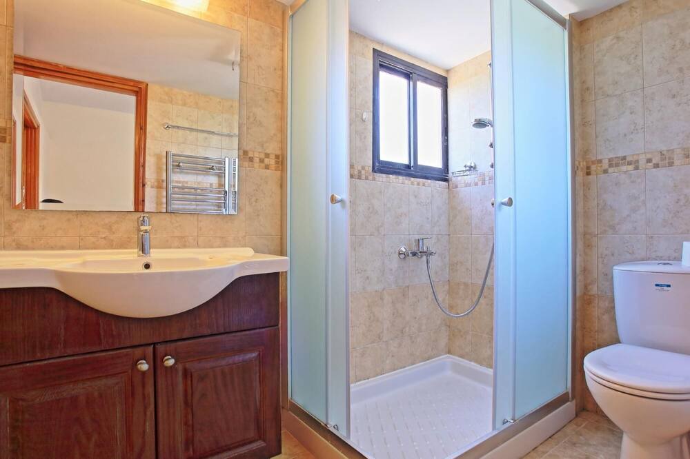 Photo of Bathroom in Latchi