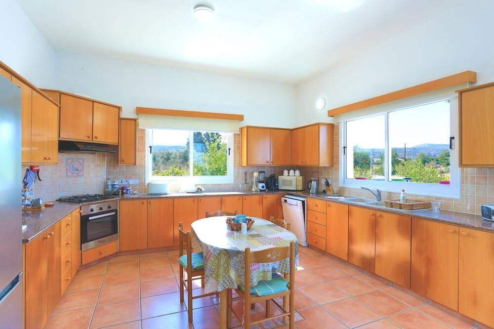 Photo of Kitchen in Latchi