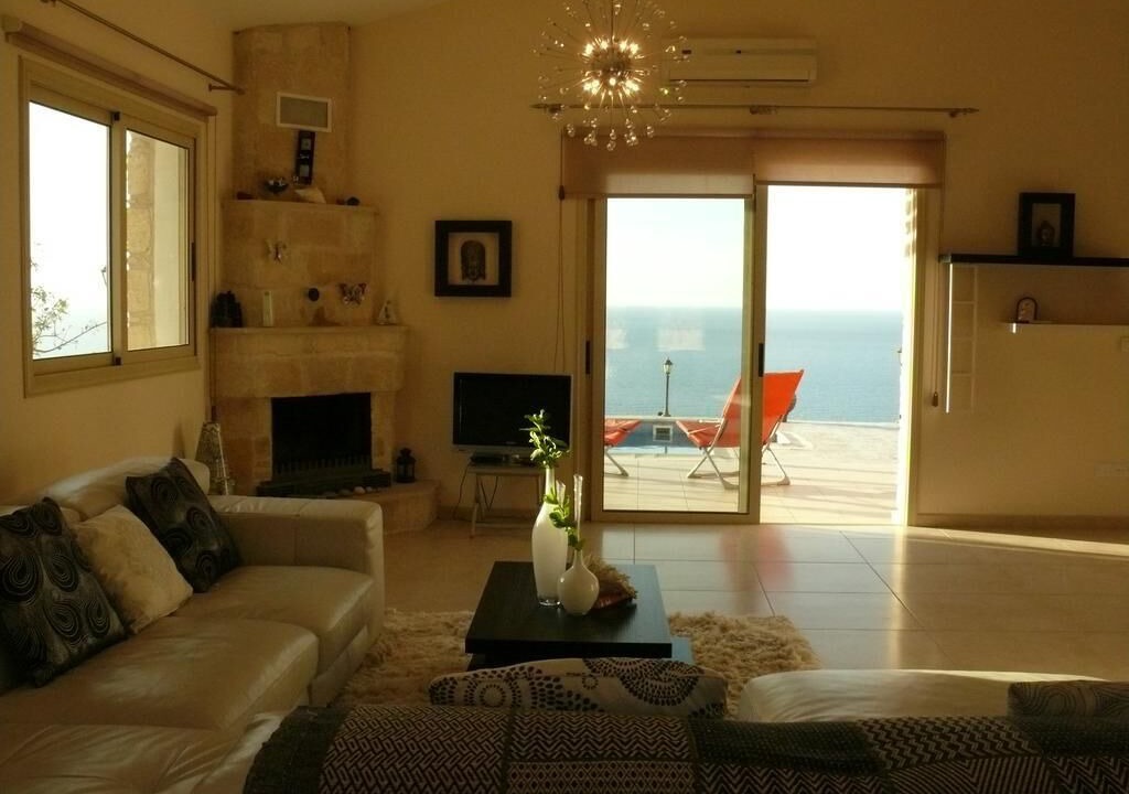 Photo of Others in Pomos