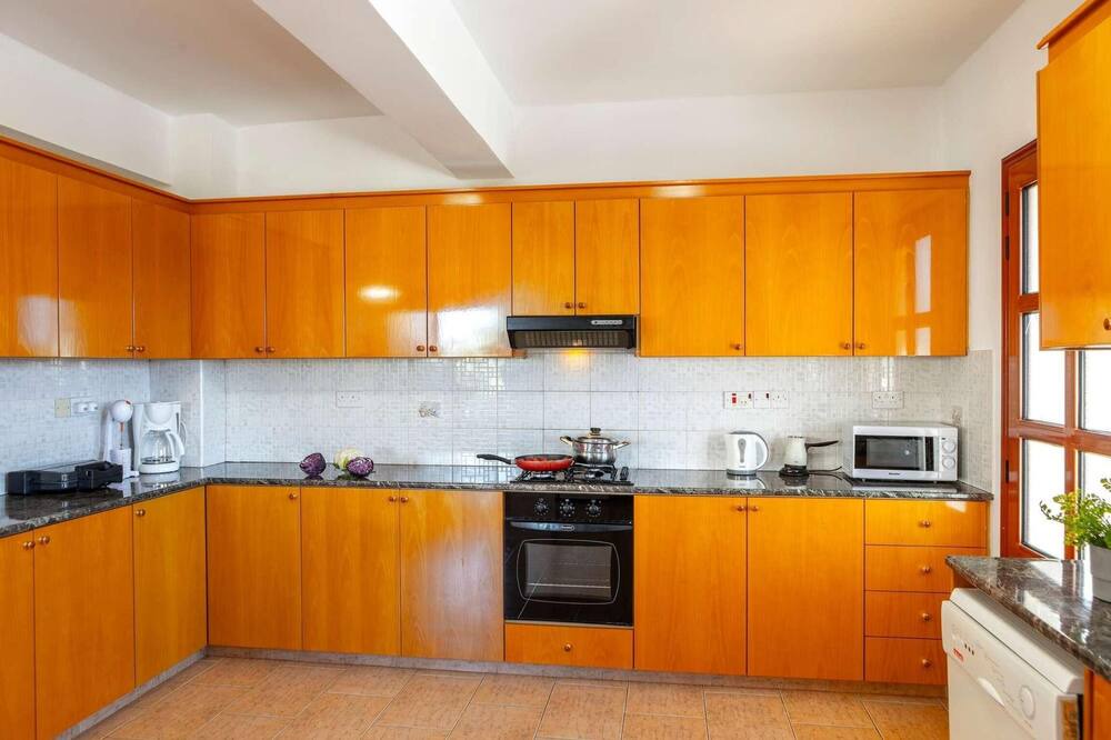 Photo of Kitchen in Latchi