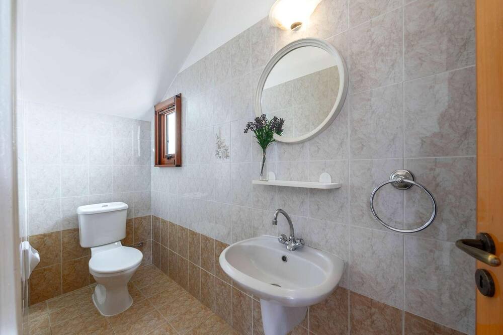 Photo of Bathroom in Latchi