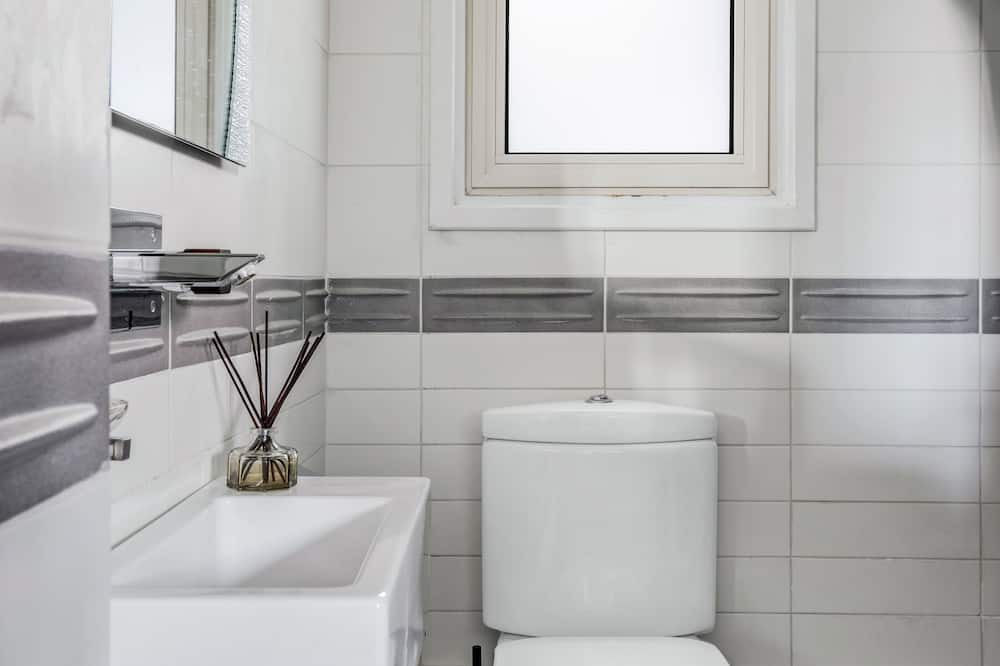 Photo of Bathroom in Pentakomo