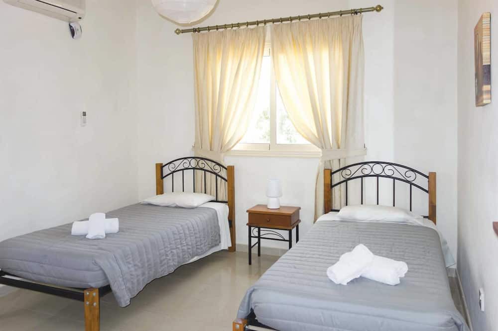 Photo of Bedroom in Pegeia