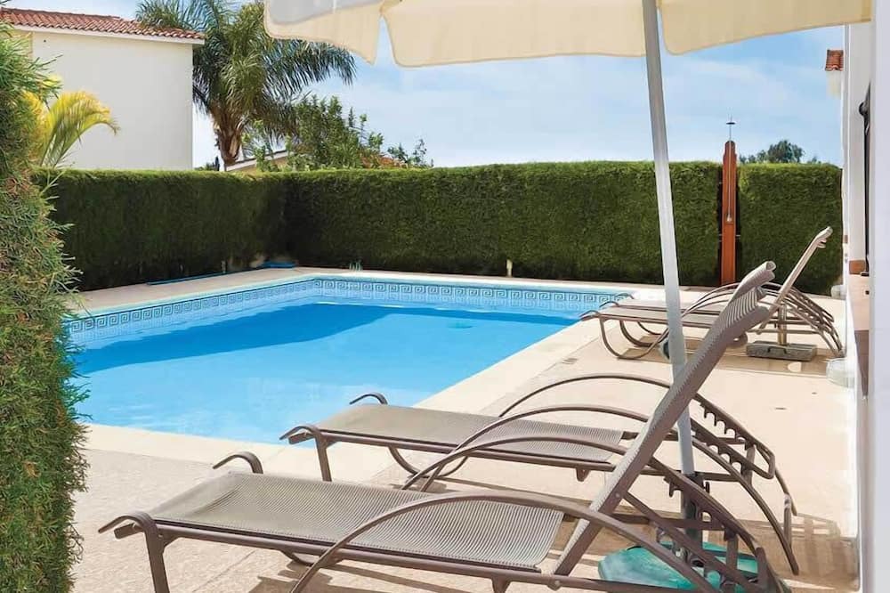Photo of Outdoor in Pegeia