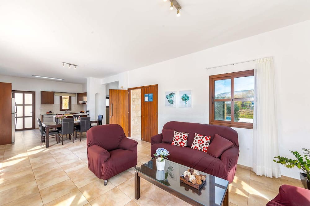 Photo of Bedroom in Pegeia