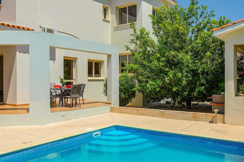 Photo of Outdoor in Pegeia