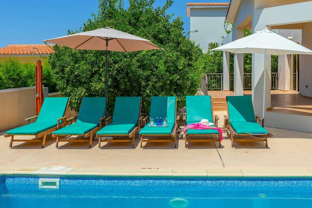 Photo of Outdoor in Pegeia
