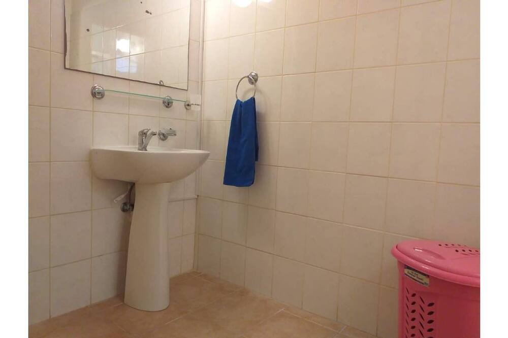 Photo of Bathroom in Gastria