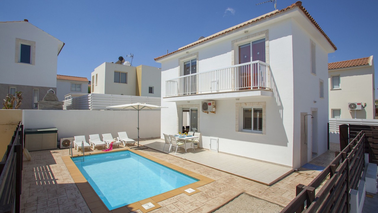 Photo of Outdoor in Pernera